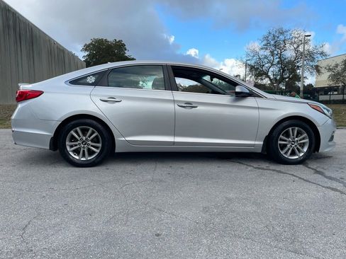 Used 2015 Hyundai Sonata SE w/ Option Group 02 image 5