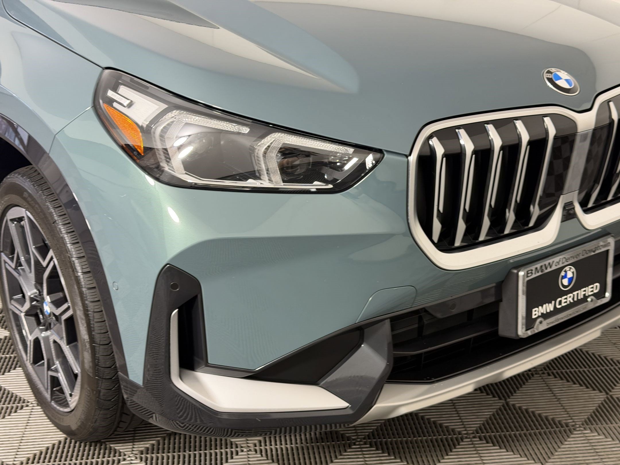 Used 2026 BMW X1 xDrive28i w/ Technology Package AWD/4WD image 12