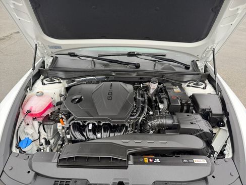 Used 2025 Hyundai Sonata SEL FWD image 29
