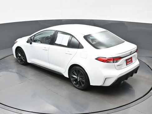 Used 2024 Toyota Corolla SE FWD image 37