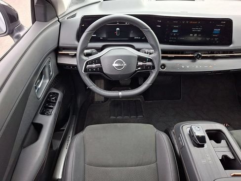 Certified 2024 Nissan Ariya AWD image 12