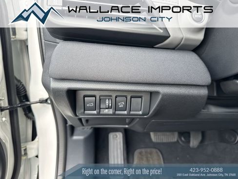 Certified 2025 Subaru Outback Premium image 33