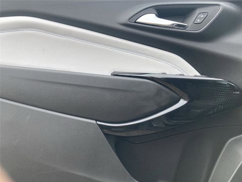 New 2026 Chevrolet Trax LT w/ Driver Confidence Package image 18