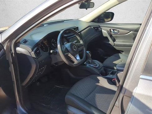Used 2019 Nissan Rogue SV AWD/4WD image 11