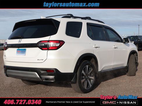 Used 2025 Honda Pilot Elite image 5