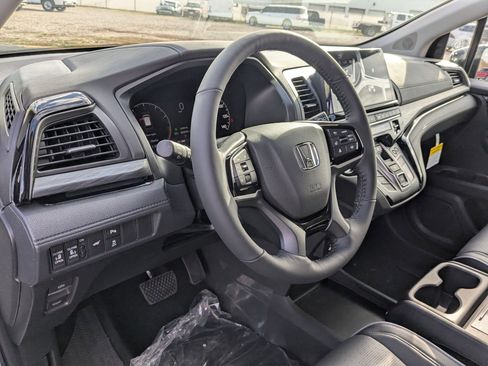 New 2026 Honda Odyssey Elite image 12