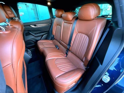 Used 2023 Maserati Levante GT image 21