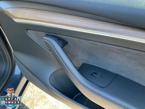Used 2022 Tesla Model 3 Long Range AWD/4WD image 73