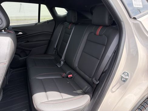 New 2026 Chevrolet Trax RS w/ Sunroof Package FWD image 25