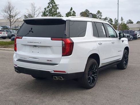 New 2026 GMC Yukon Denali w/ Sun & Power Step Package image 6