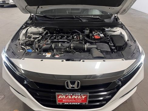 Used 2018 Honda Accord Sport image 9