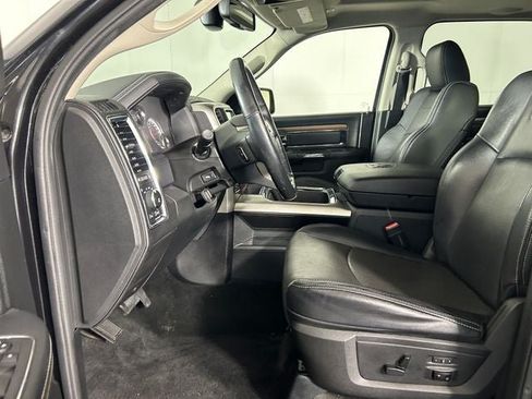 Used 2017 RAM 1500 Laramie w/ Convenience Group AWD/4WD image 12