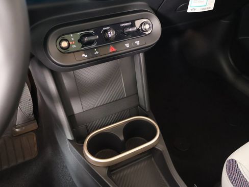 New 2026 MINI Cooper 2-Door Hardtop FWD image 7