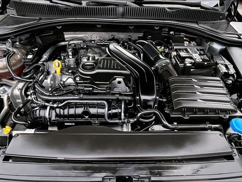 Certified 2023 Volkswagen Jetta SE image 30