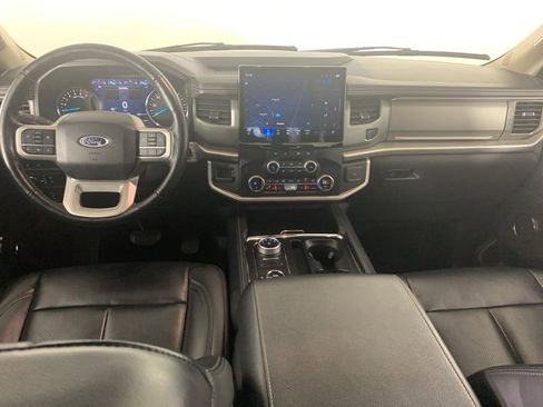 Used 2023 Ford Expedition Max XLT image 33