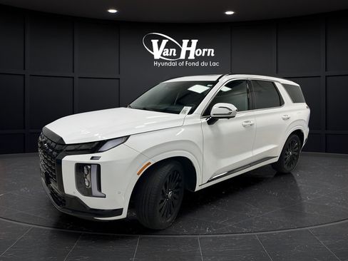 Used 2025 Hyundai Palisade Calligraphy AWD/4WD image 3