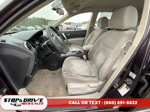 Used 2014 Nissan Rogue S image 14