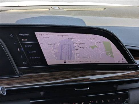 Used 2023 Cadillac Escalade Premium Luxury RWD image 15