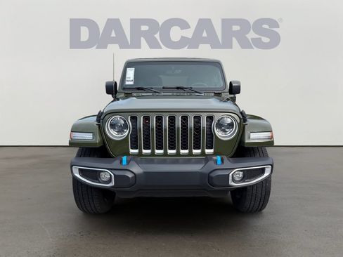 Used 2023 Jeep Wrangler Unlimited Sahara AWD/4WD image 2