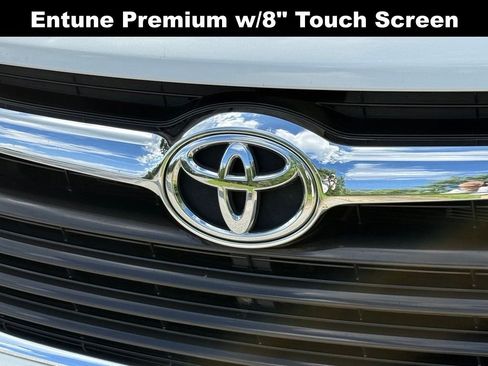 Used 2014 Toyota Highlander XLE AWD/4WD image 6