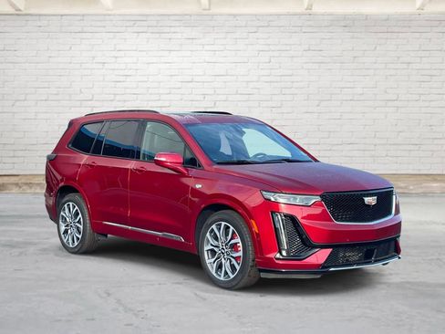 Certified 2024 Cadillac XT6 Sport w/ Platinum Package AWD/4WD image 1