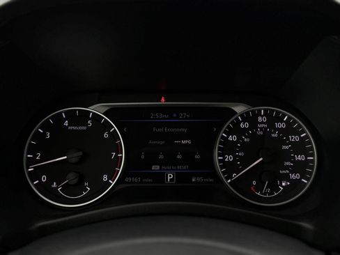 Used 2023 Nissan Sentra SR w/ SR Premium Package image 17