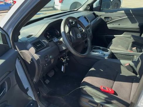 Used 2022 Honda Pilot Sport image 2
