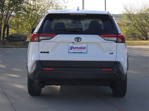 New 2025 Toyota RAV4 LE image 7