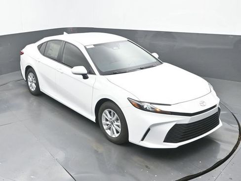 New 2026 Toyota Camry LE FWD image 26