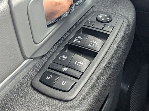 Used 2024 RAM 1500 Classic SLT image 22