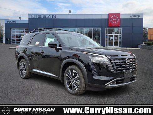 New 2026 Nissan Pathfinder Platinum w/ Cargo Package AWD/4WD image 1
