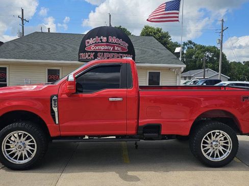 Used 2024 Ford F250 XL w/ 360-Degree Camera Package AWD/4WD image 3