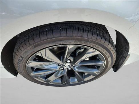 Used 2026 Toyota Corolla SE FWD image 12