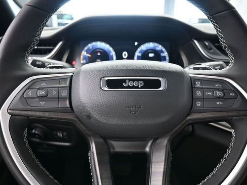New 2025 Jeep Grand Cherokee L Limited w/ Black Appearance Package image 27
