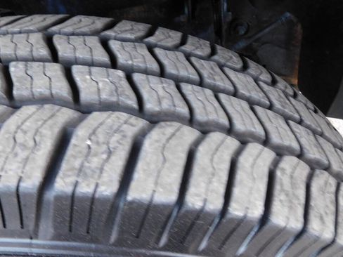 Used 2008 Chevrolet Silverado 3500 LTZ image 22