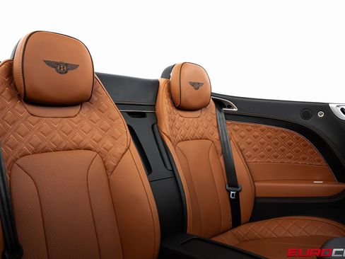 Used 2022 Bentley Continental GT image 35