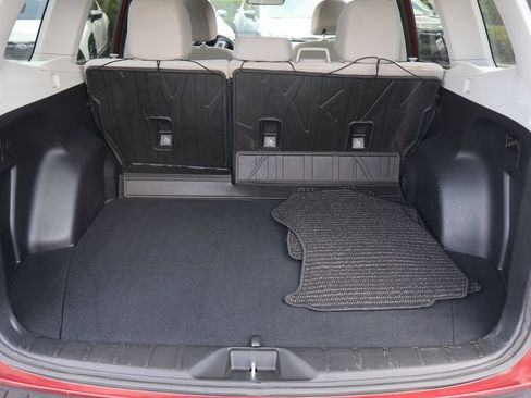 Used 2018 Subaru Forester 2.5i Premium AWD/4WD image 17