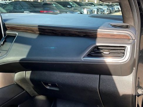 Used 2021 Chevrolet Tahoe Z71 w/ Rear Media and Nav Package AWD/4WD image 19