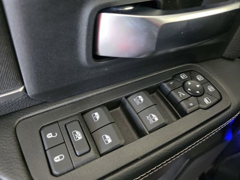 New 2026 RAM 2500 Big Horn AWD/4WD image 15