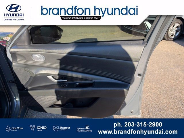 Used 2023 Hyundai Elantra Limited FWD image 8