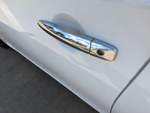 Used 2015 Nissan Sentra S FWD image 11
