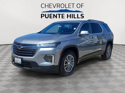 Used 2023 Chevrolet Traverse LT