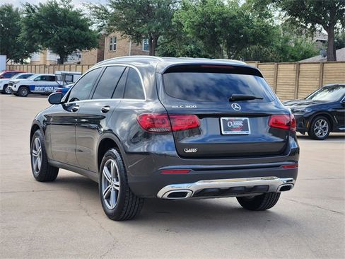 Used 2020 Mercedes-Benz GLC 300 image 3