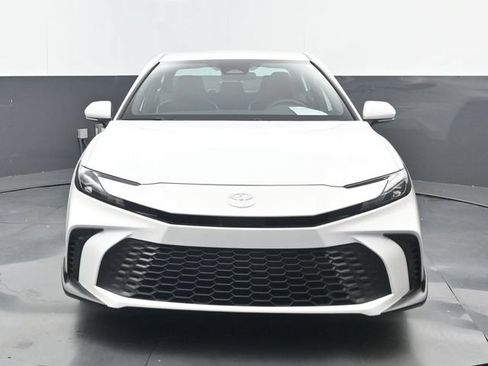Used 2025 Toyota Camry SE FWD image 20