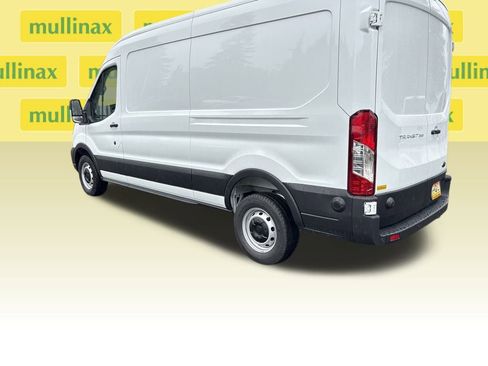 New 2025 Ford Transit 250 148 Medium Roof w/ Load Area Protection Package image 5