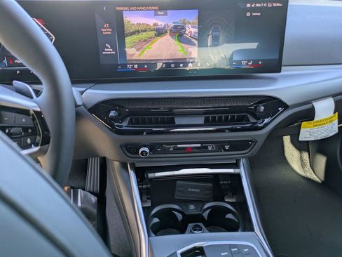 New 2025 BMW 230i xDrive Coupe w/ Convenience Package AWD/4WD image 32