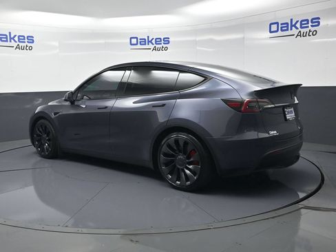 Used 2022 Tesla Model Y Performance AWD/4WD image 6