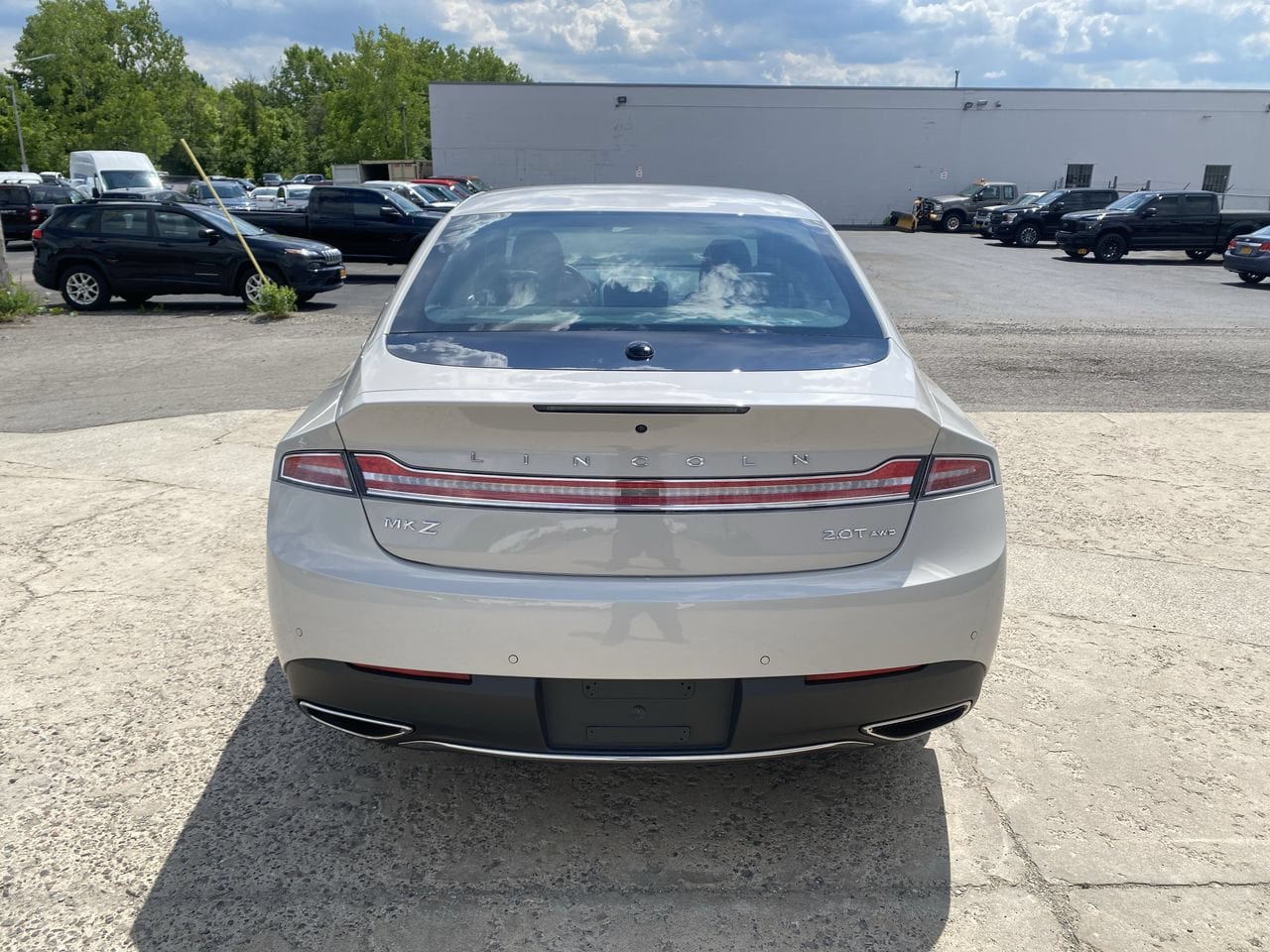 Used 2020 Lincoln MKZ AWD w/ Convenience Package image 7