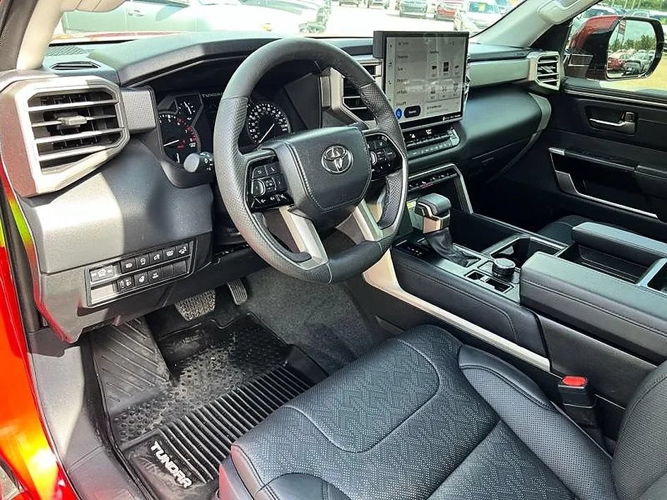 Used 2023 Toyota Tundra Limited AWD/4WD image 16