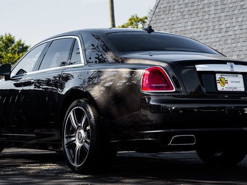 Used 2014 Rolls-Royce Ghost image 9